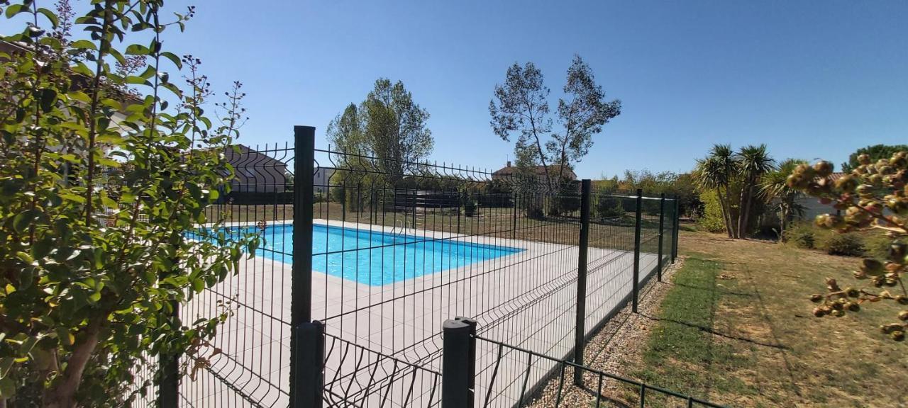 La Campagne Romantique - Avec Entree Autonome, Clim Neuve, Parking Prive & Sa Piscine ! - Saint-Sulpice  Bagian luar foto